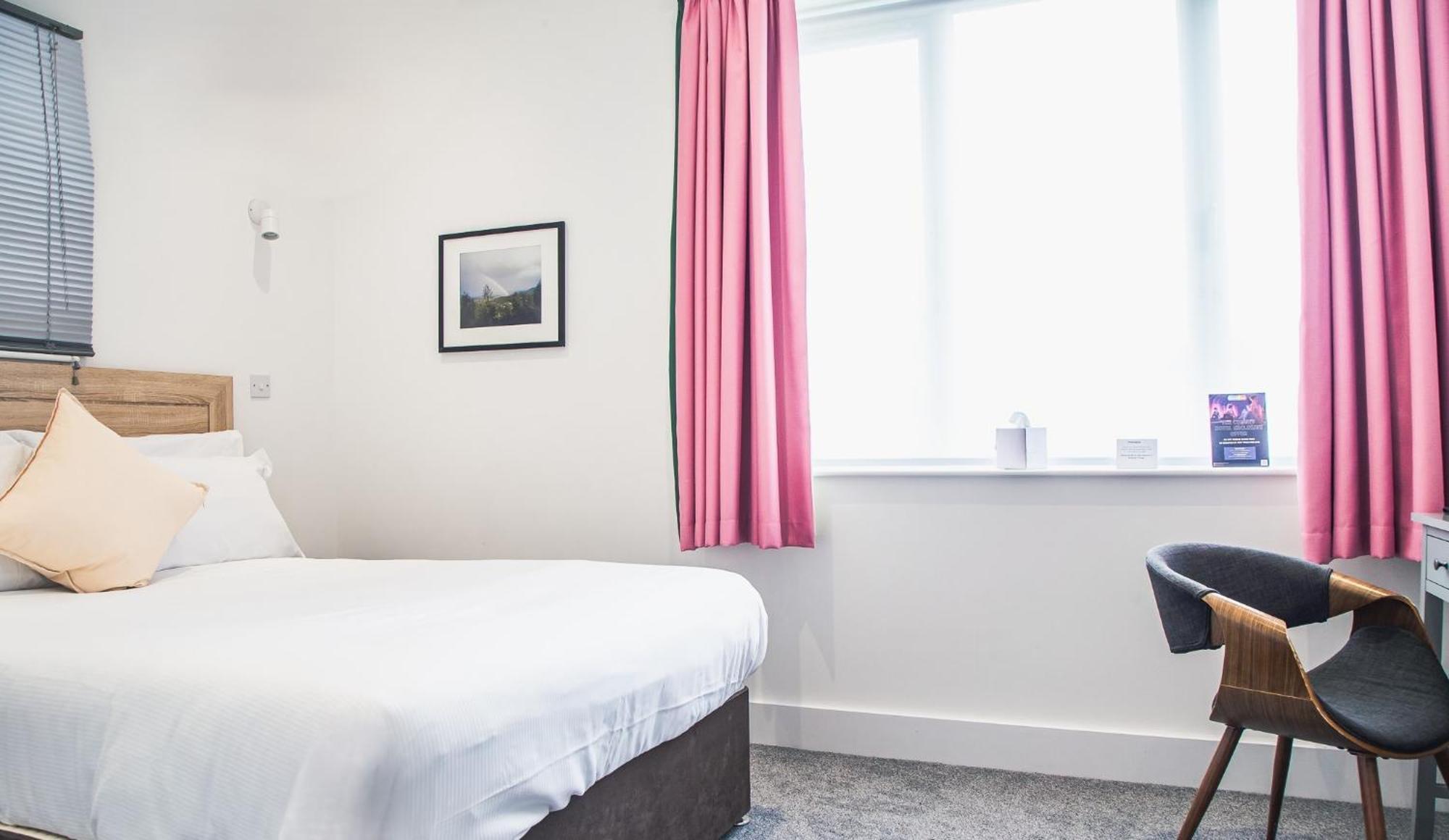 County Hotel Chelmsford Esterno foto
