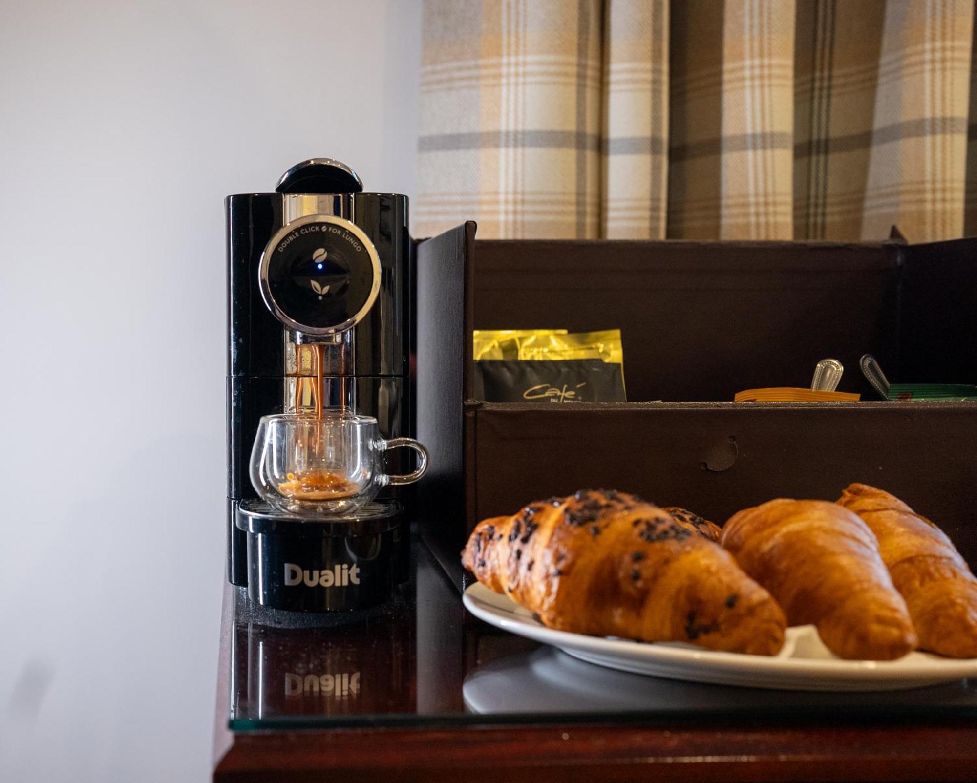 County Hotel Chelmsford Esterno foto