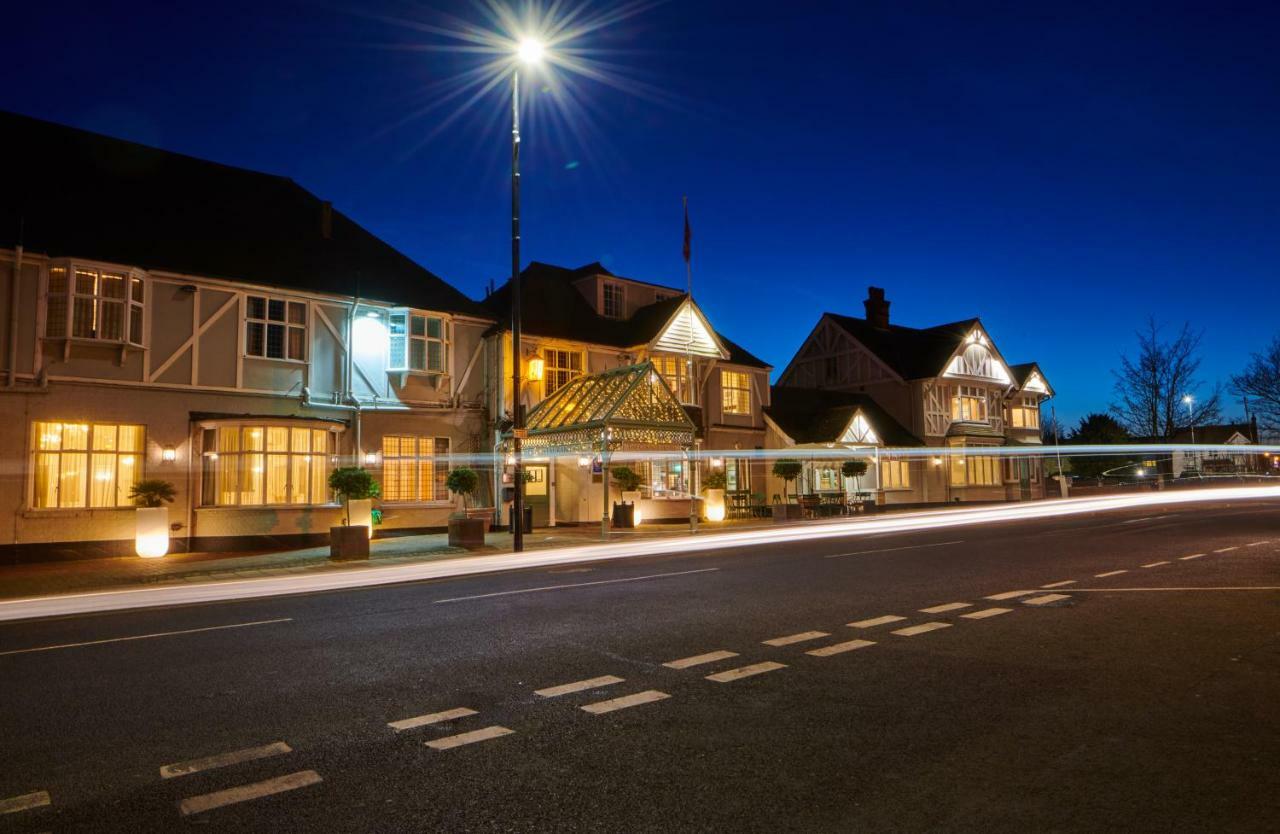 County Hotel Chelmsford Esterno foto
